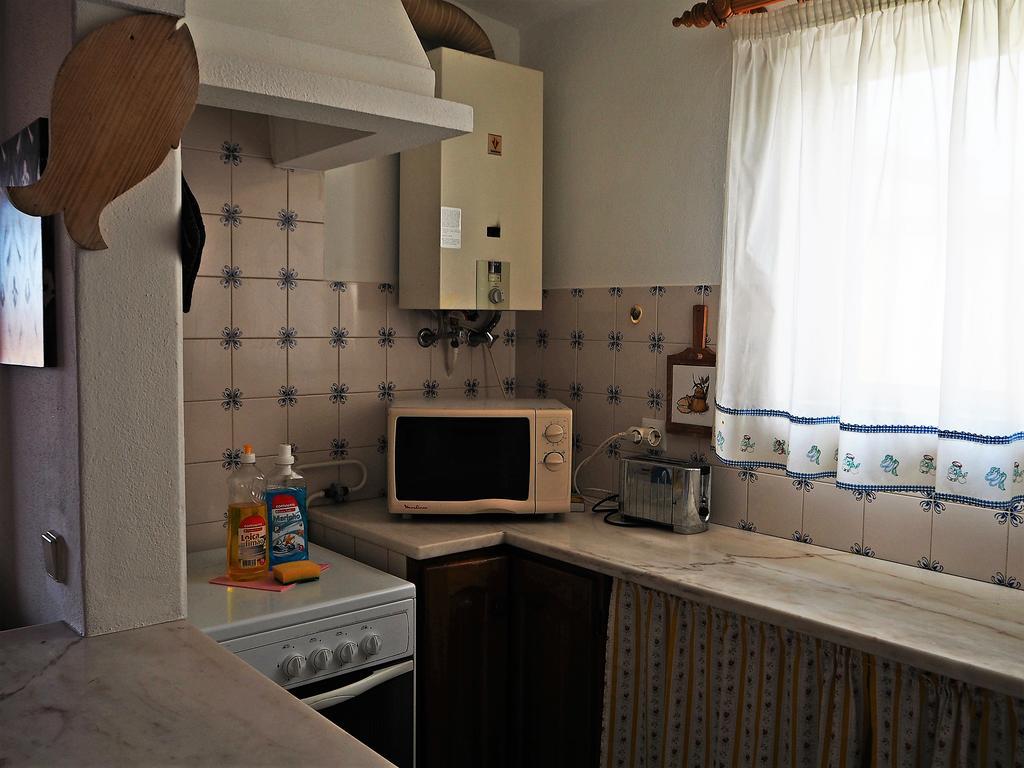Ema'S Beach And Nightlife House Apartment Лагос Екстериор снимка